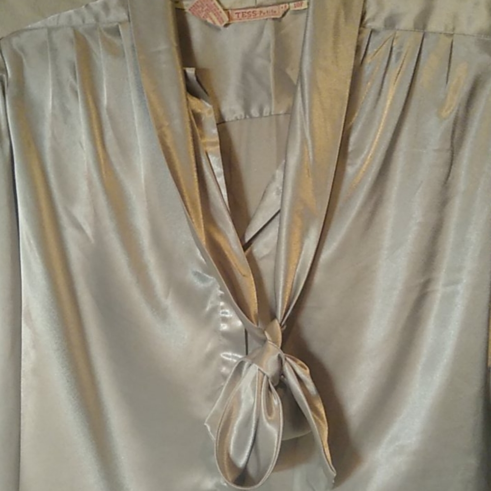 Blouse - Picture 3 of 5